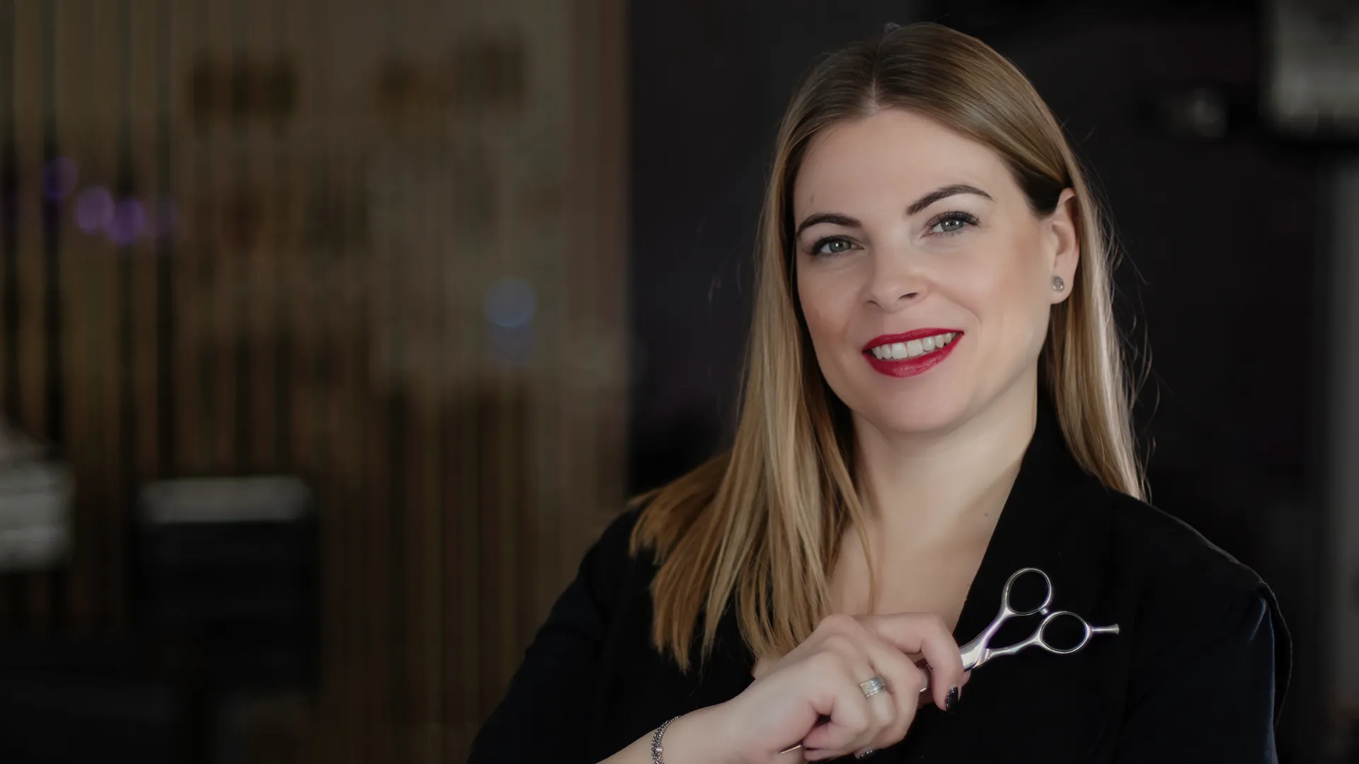Salón de peluquería y estética Muchachita en Almería